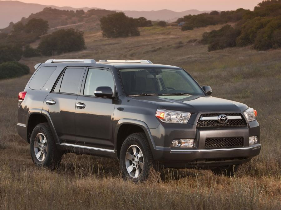  Toyota 4Runner SR5 2009 года  (фото 15 из 28)